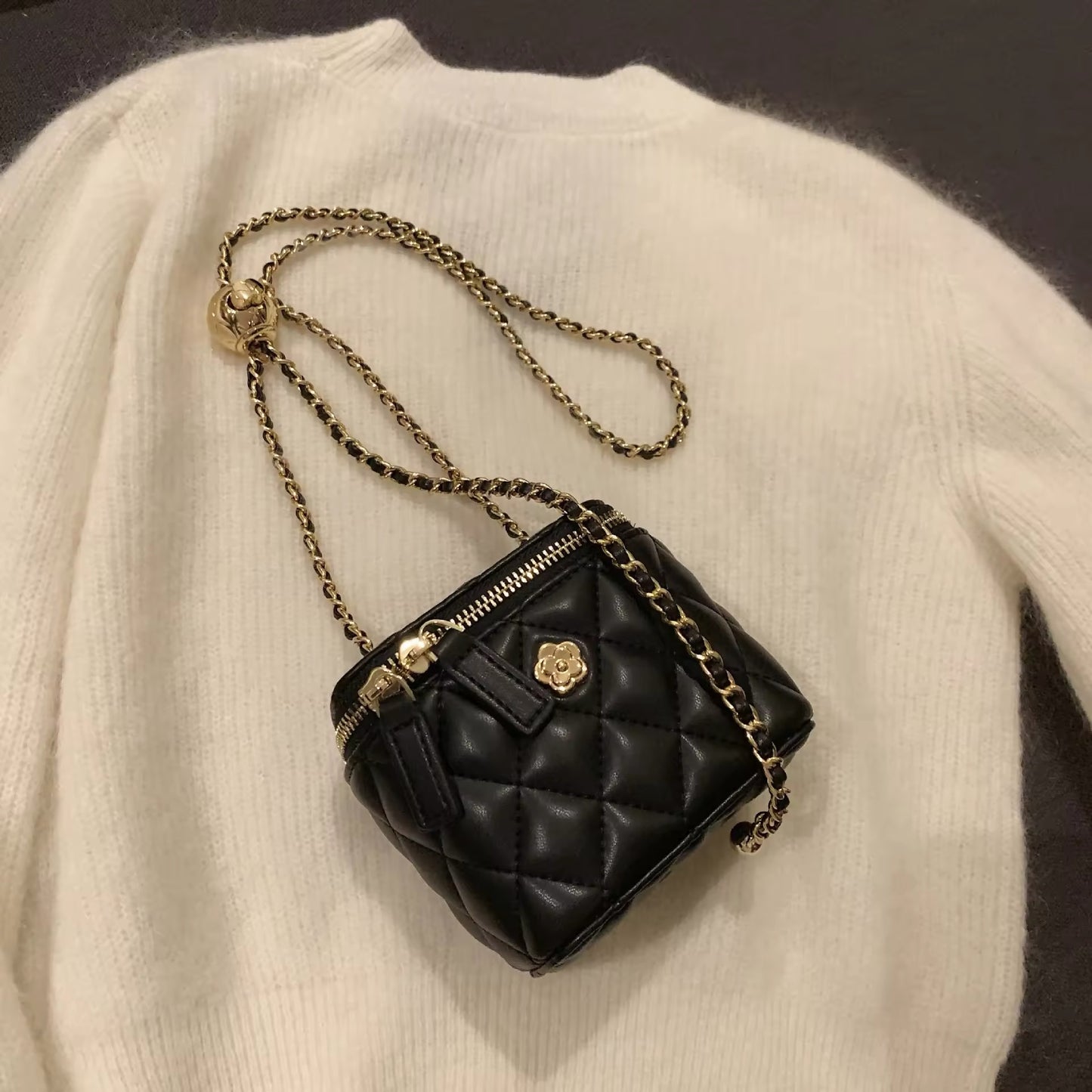 MILA Tasche