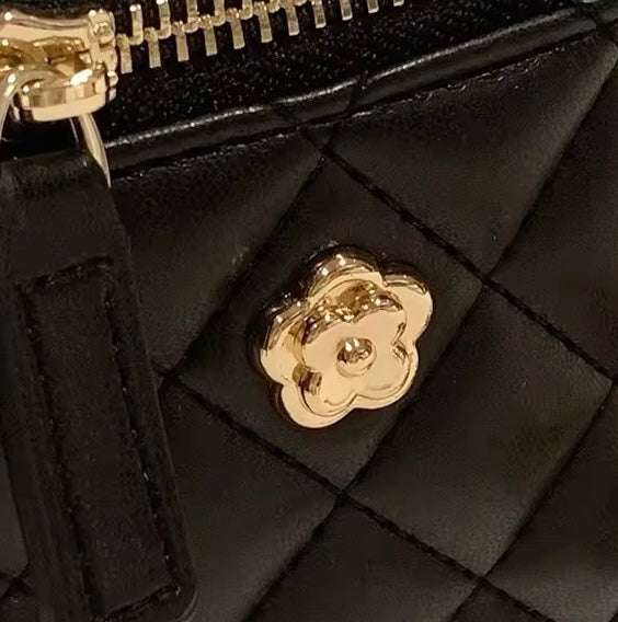 MILA Tasche