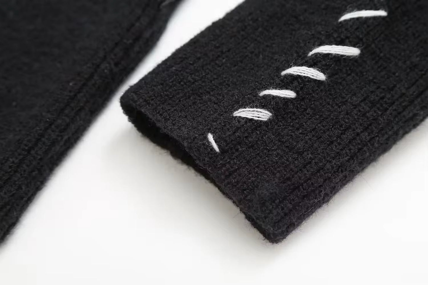NAVA sweater
